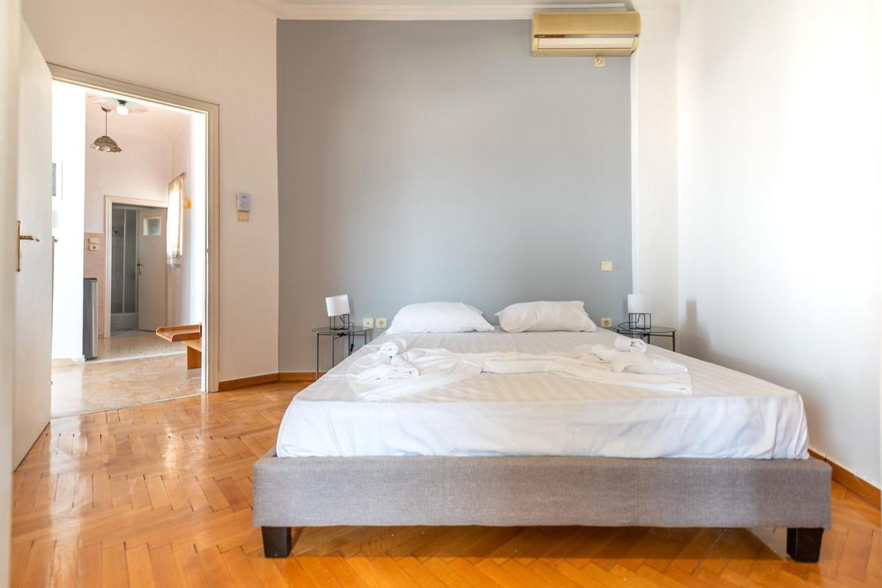 Penthouse Under Acropolis Hill Apartman Athén Kültér fotó
