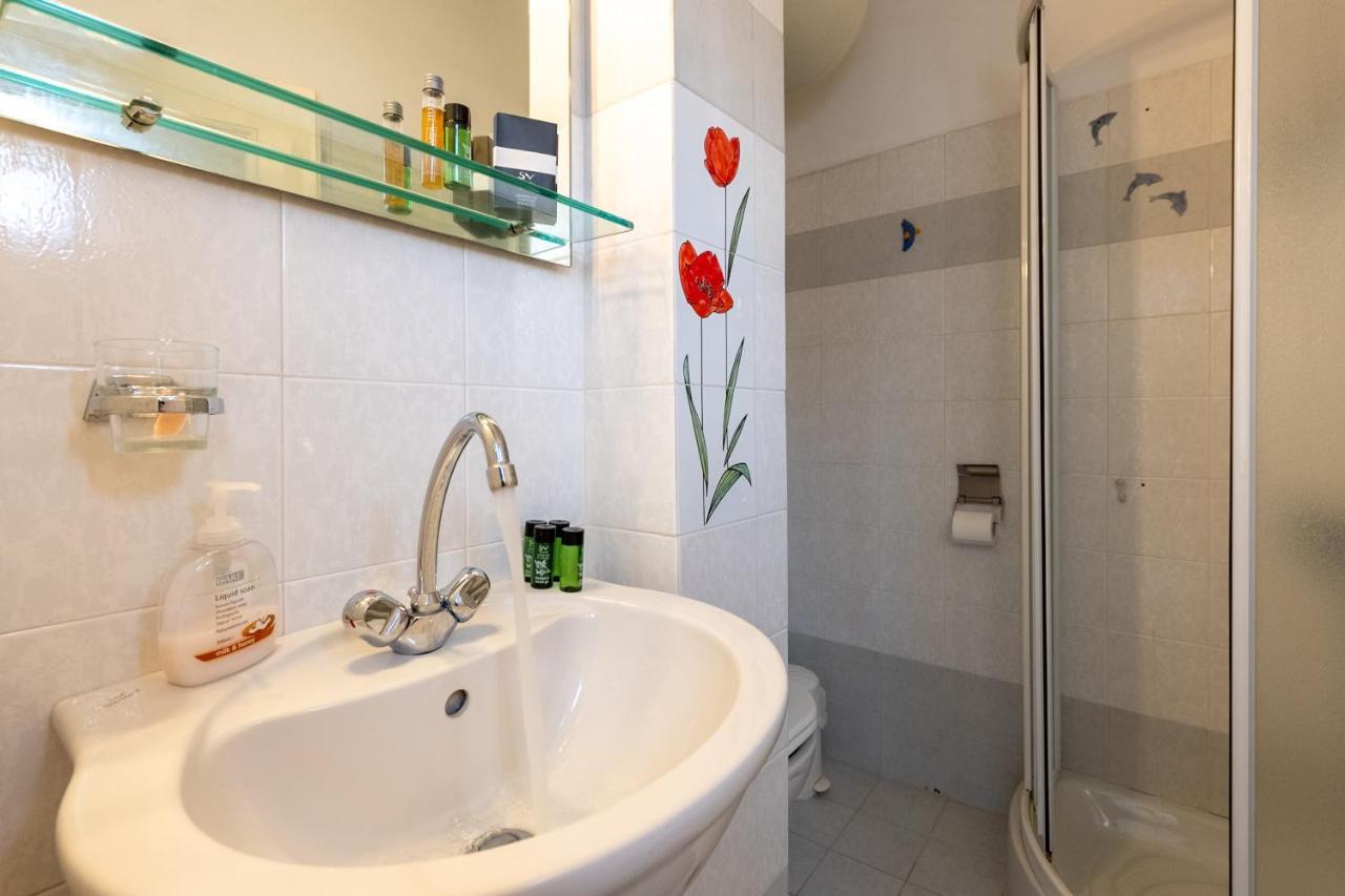 Penthouse Under Acropolis Hill Apartman Athén Kültér fotó